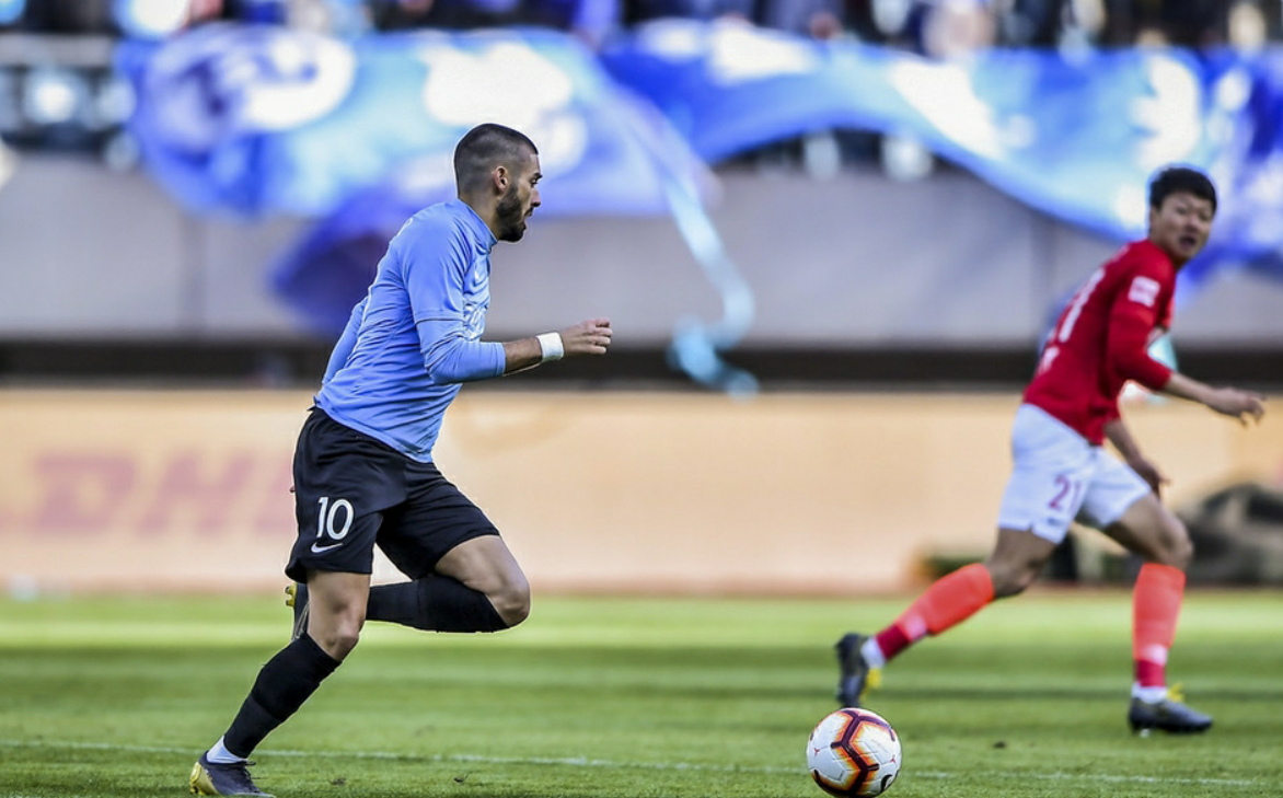 恒大前腰乌索年内加盟意甲室内橄榄球俱乐部，稳步上升