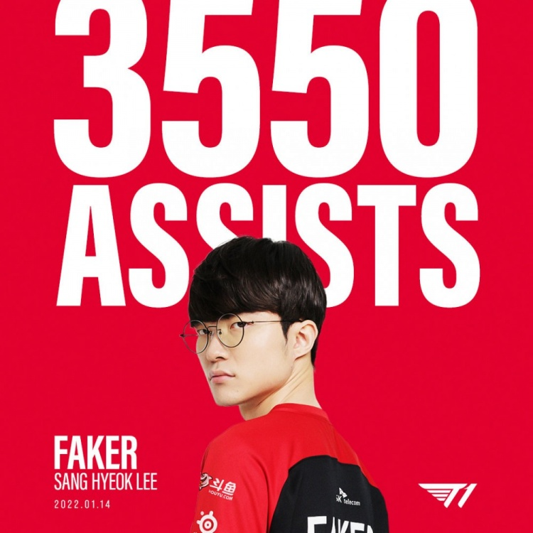 LGD血洗SHR，Chovy完成史诗逆转鏖战多局四强赛，让粉丝疯狂欢呼