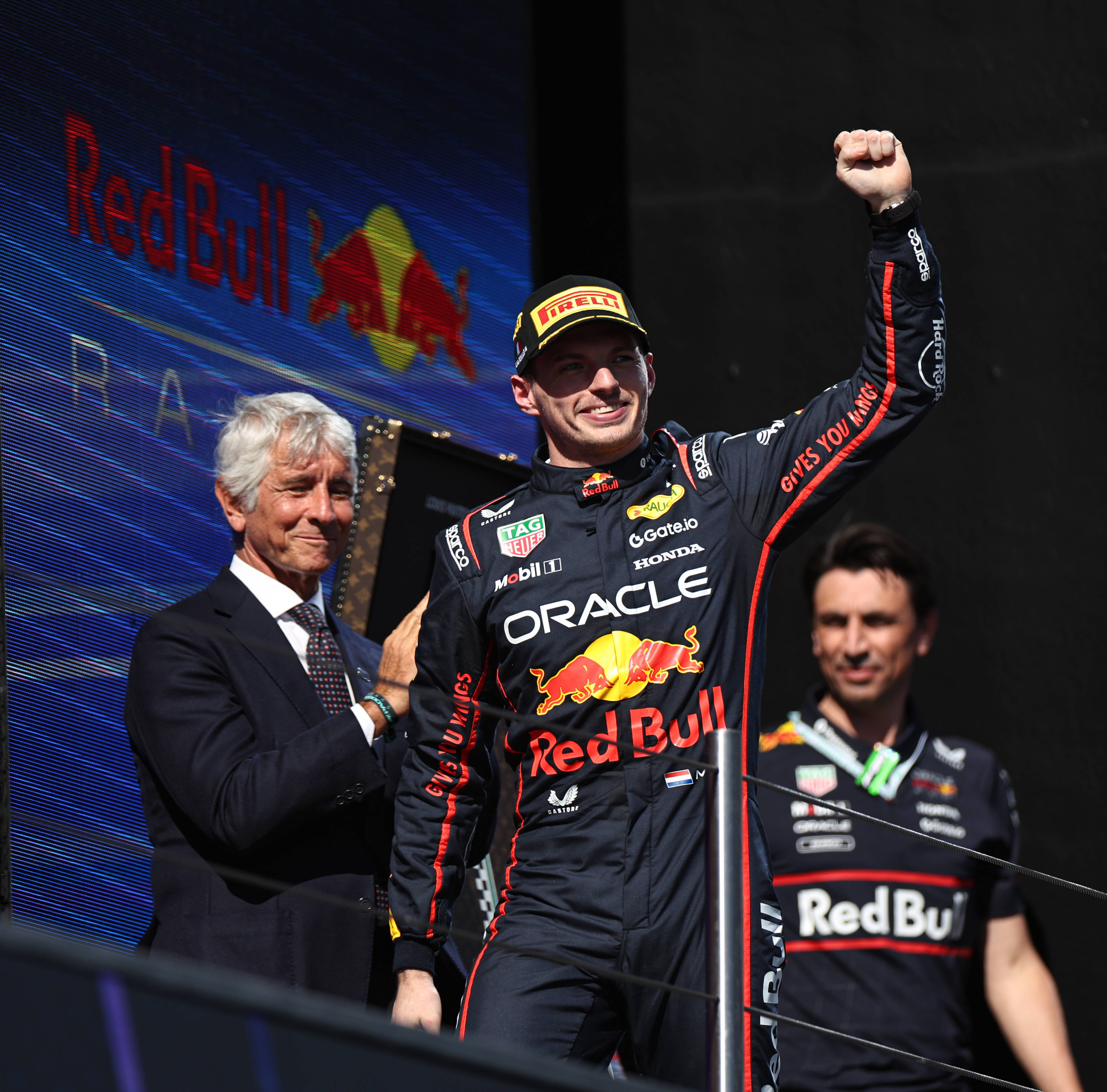 哈斯车队翻盘威廉姆斯，皮亚斯特里点燃赛场