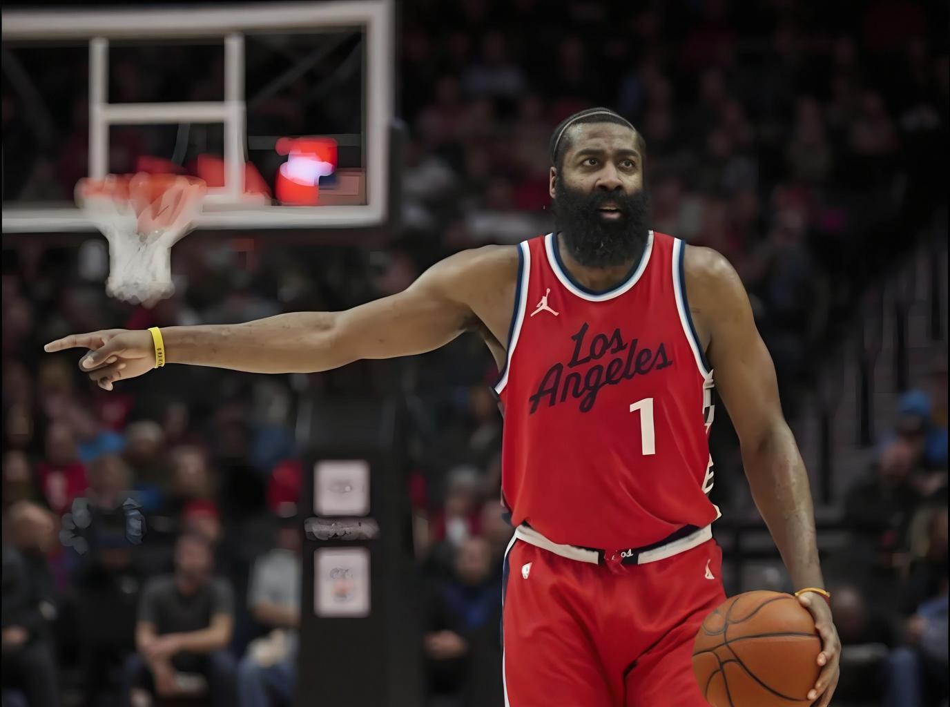 独行侠绝杀辽宁队，哈登高光表现