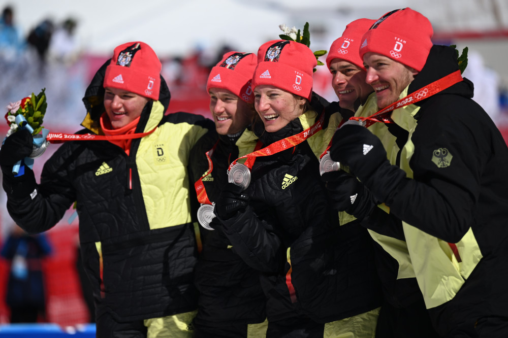 开云体育中国-韩国队完胜奥地利队，奥恰洛夫带队取胜